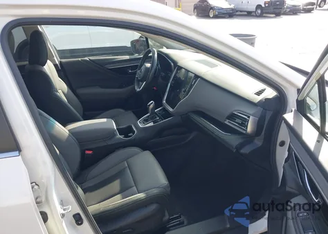 2021 Subaru Outback Onyx Edition Xt z USA, uszkodzony, nr VIN 4S4BTGLD6M3141176